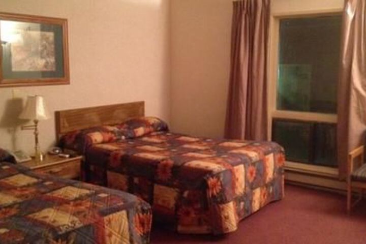 Weyburn Inn