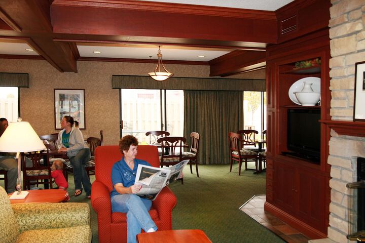 Hotel Interior 11 of 38