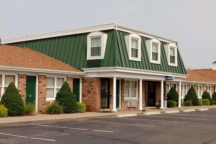 Travelodge by Wyndham New Philadelphia