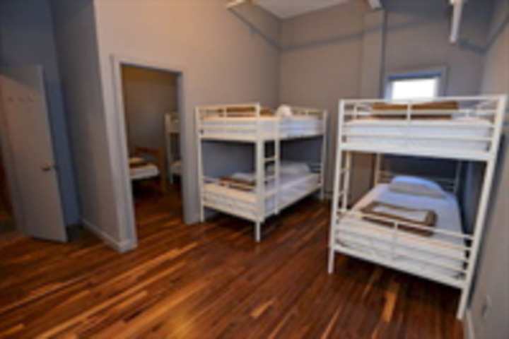 EXPLORE HOTEL & HOSTEL