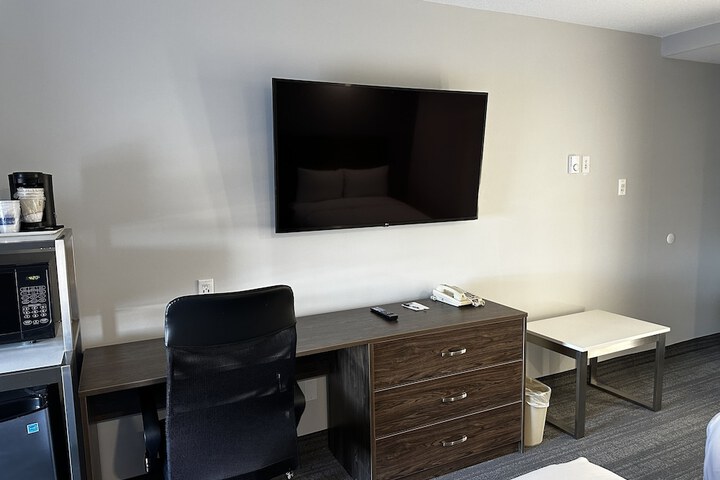 Room 14 of 39
