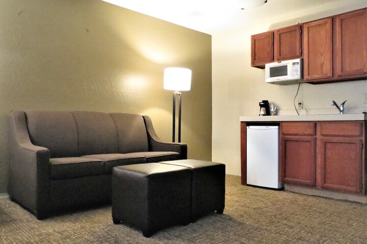 Room 13 of 52