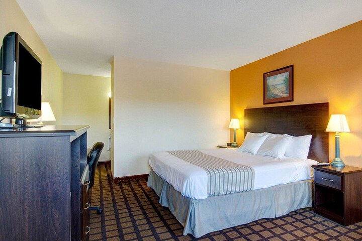 Econo Lodge Sharon - Foxborough