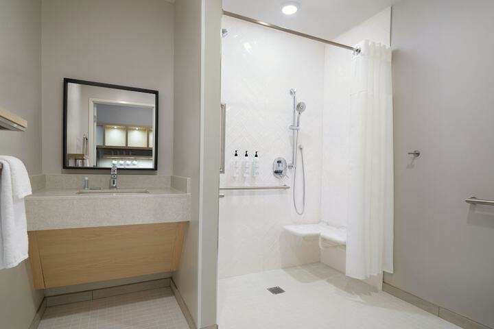 Room 20 of 59