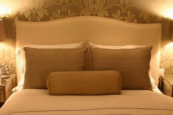 Room 21 of 40