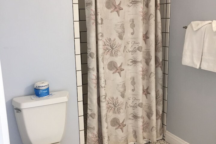 Beach Bungalow Inn and Suites
