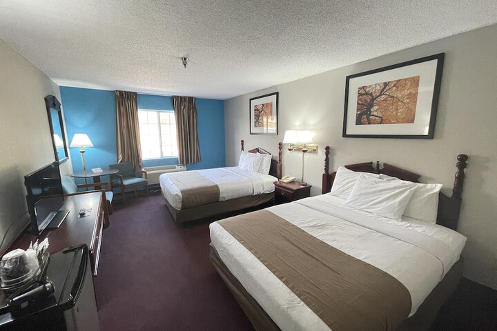 Room 9 of 16