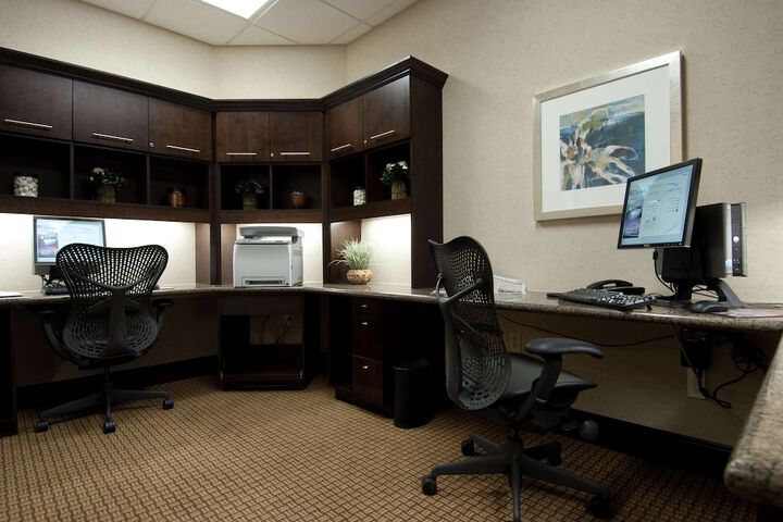 Business Center 42 of 43