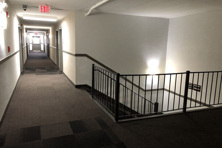 Ballroom/Hall 44 of 53