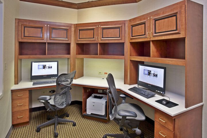 Business Center 28 of 28