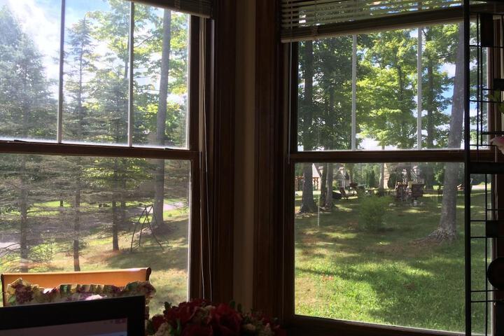Spruce Hill Inn and Cottages