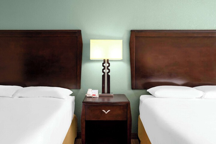 Travelodge by Wyndham Gaylord