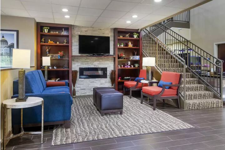 Comfort Inn & Suites Peachtree Corners