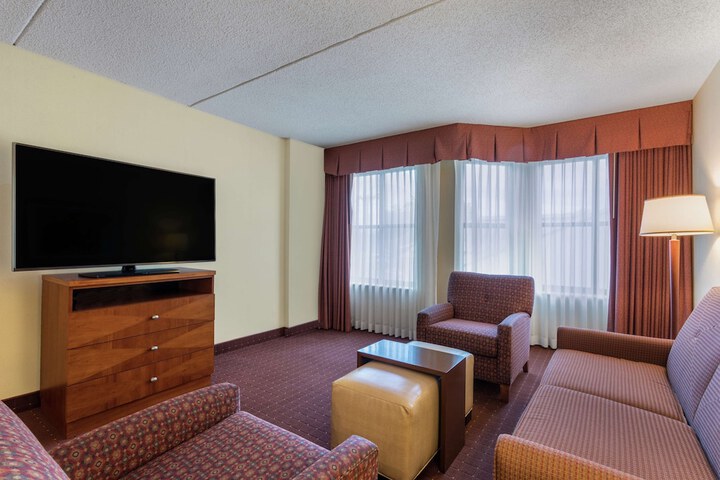 Room 16 of 42