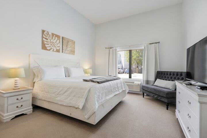 Room 5 of 21