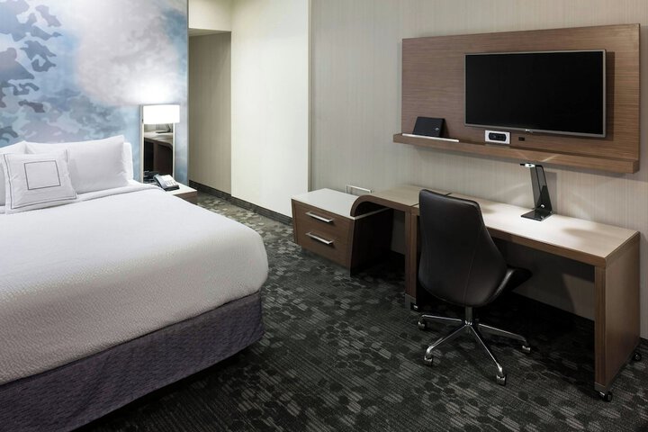 Courtyard by Marriott Houston North / Shenandoah