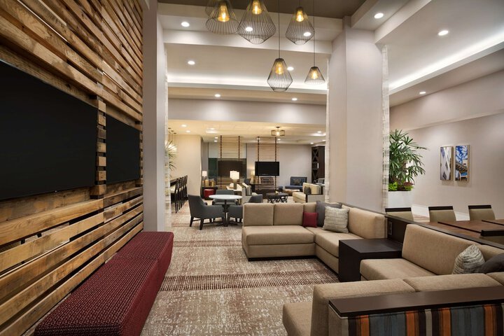 Hotel Interior 7 of 37