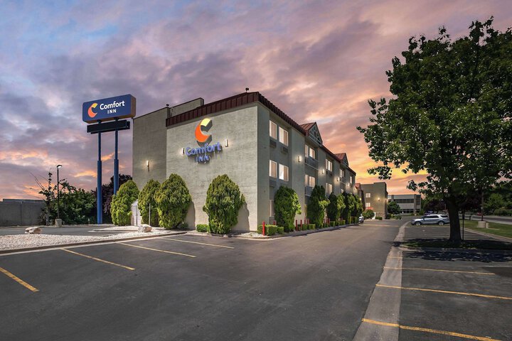 Hotel 9 of 56