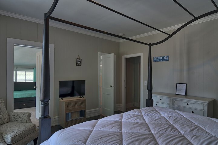 Room 35 of 57