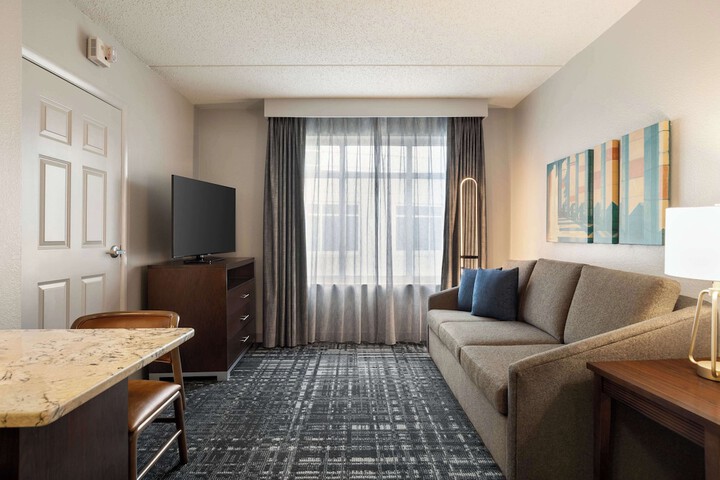Room 21 of 53