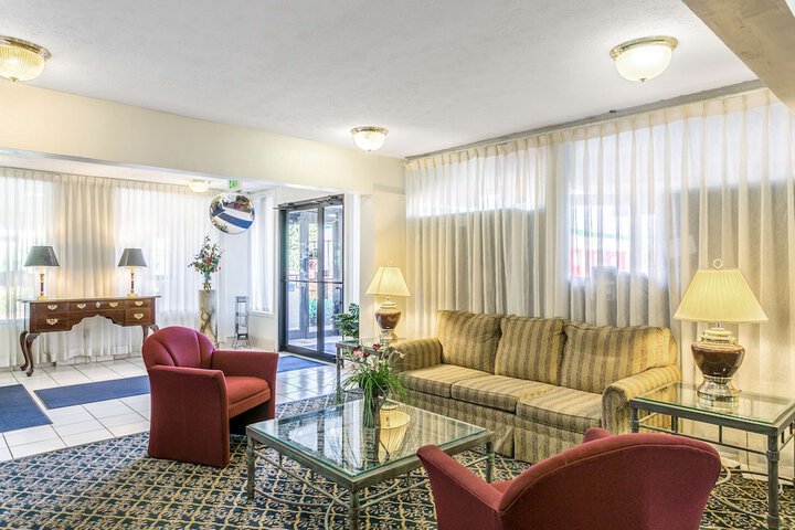 Americas Best Value Inn Edgewood