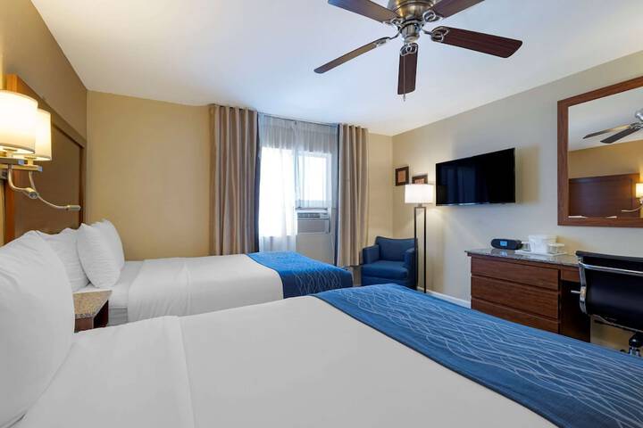 Room 32 of 49