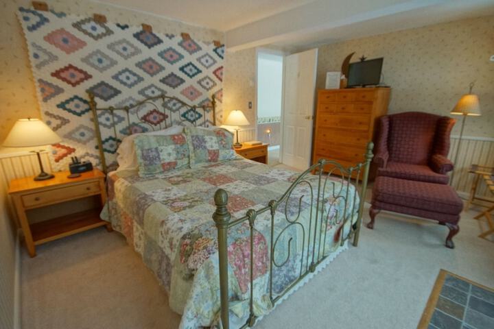 Room 10 of 27