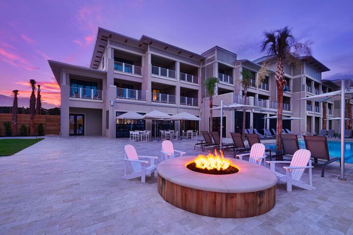 Hotel 3 of 106