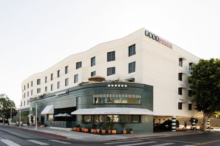 Hotel 2 of 57