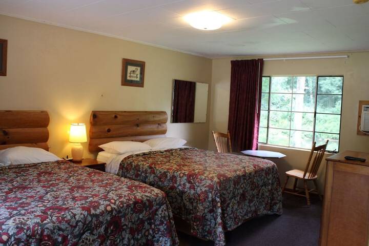 Two Rivers Lodge