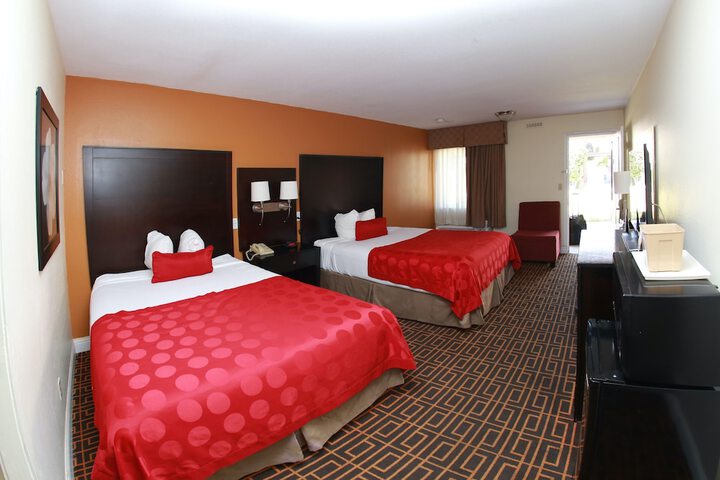 Room 16 of 24