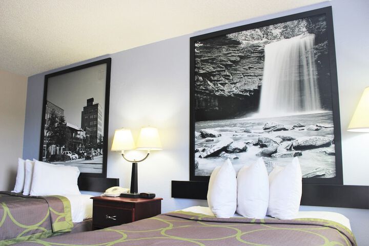 Room 19 of 41