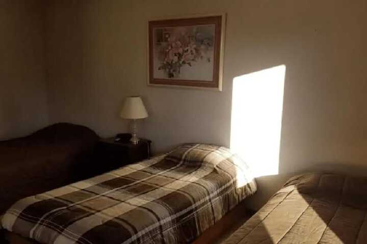 Room 10 of 54
