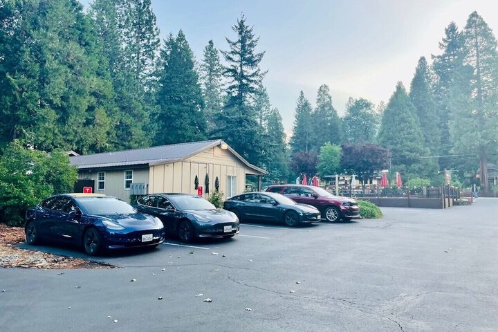 Shasta Inn