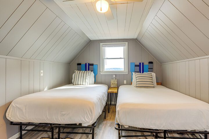 Discover Lakeside Bliss at Jackson Lake!