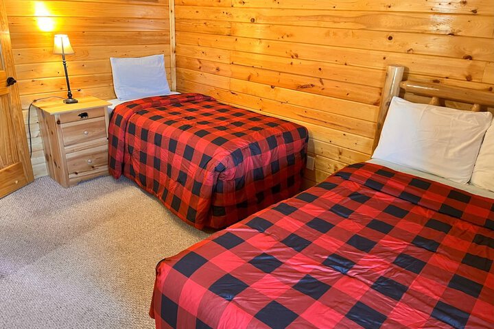 Horseshoe Bay Lodge