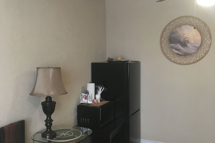 Room 110 of 182