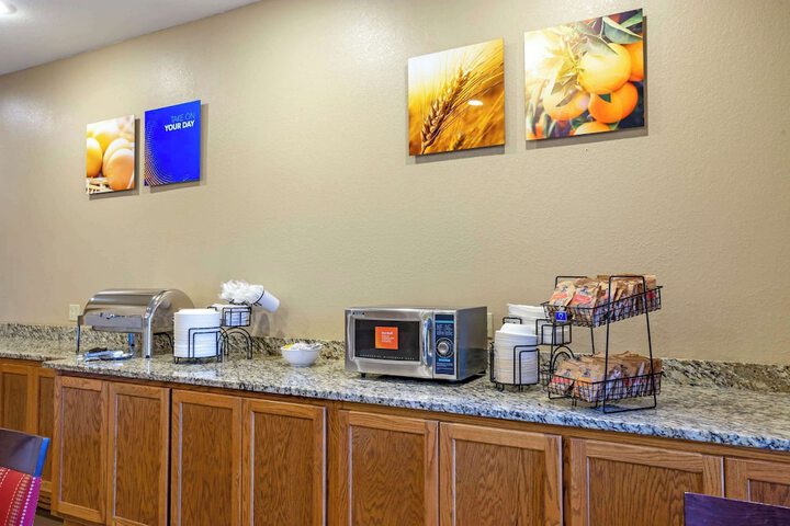 Comfort Inn & Suites Pittsburg KS