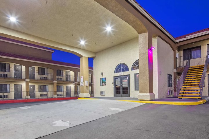 Hotel 2 of 24