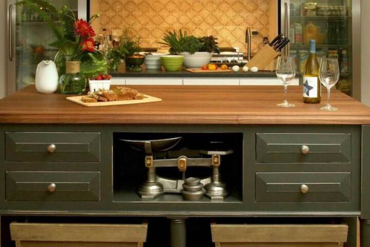 Breakfast/Coffee Service 106 of 161