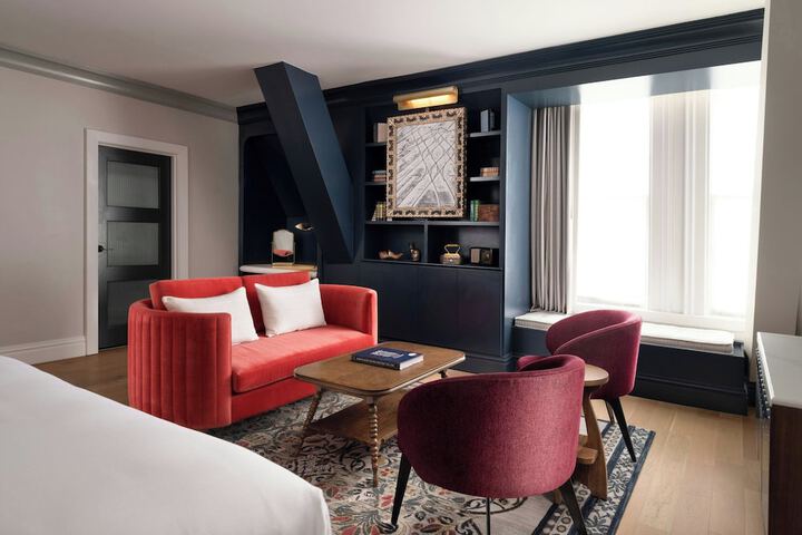 Room 74 of 131