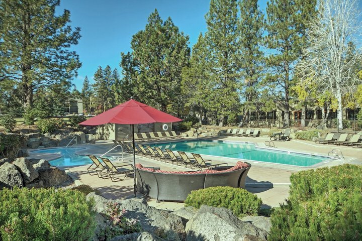 Pool 22 of 110