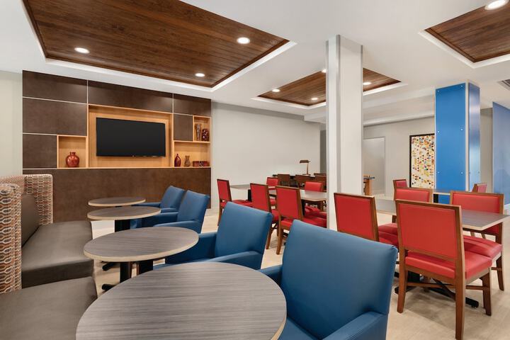 Holiday Inn Express Hotel & Suites Lavonia by IHG