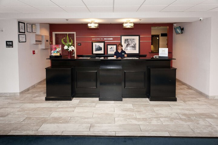 Hampton Inn & Suites McComb