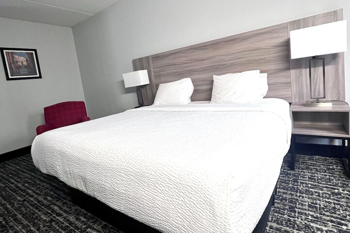 Room 34 of 50