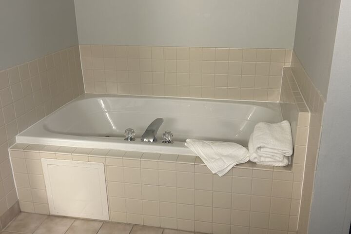 GrandStay Hotel & Suites Hastings