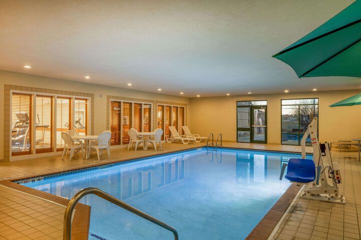 Pool 7 of 40