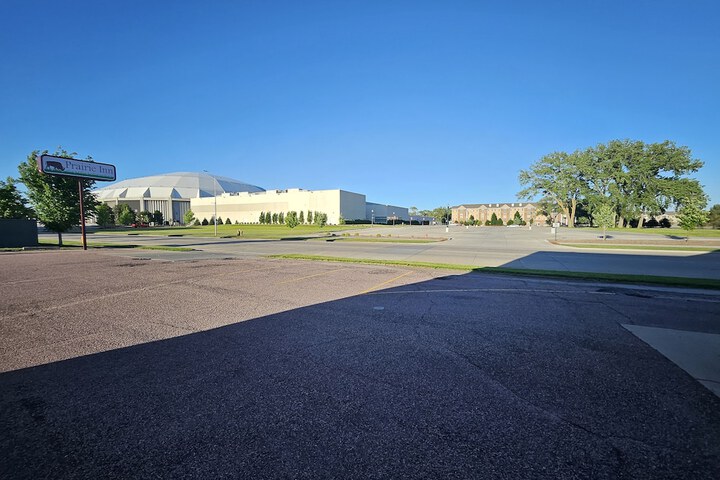 Prairie Inn