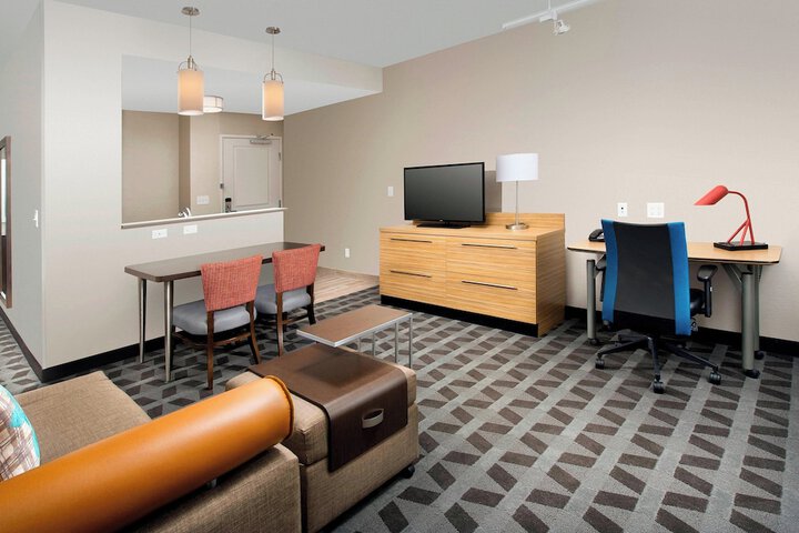 Room 18 of 29
