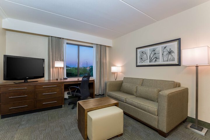 Room 30 of 39
